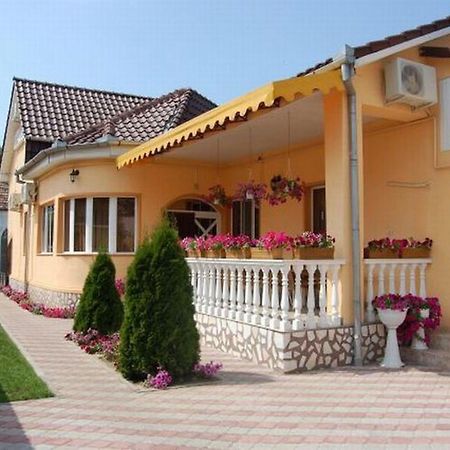 Radena Hotel Arad Exterior photo